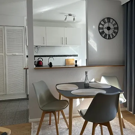 Mit Stellplatz, Wlan, Netflix Apartment